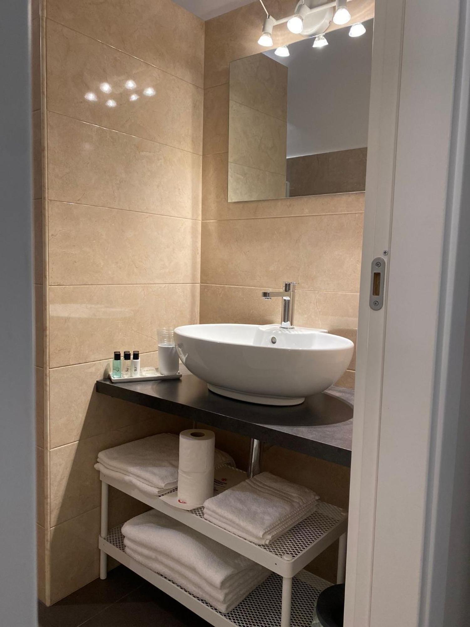Midtown Salerno Bed and Breakfast Buitenkant foto